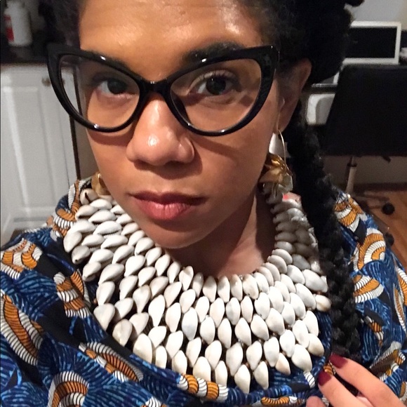 Meet Your Posher!!! - Picture 1 of 5